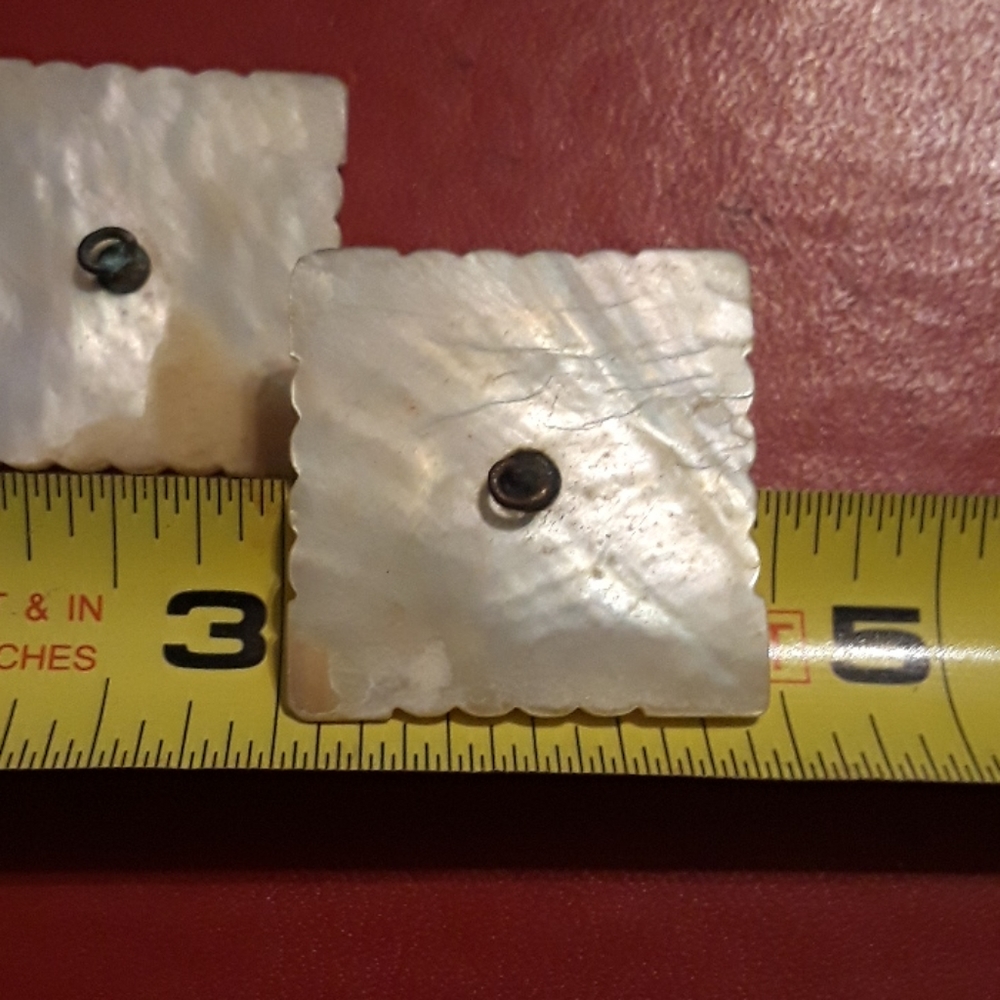 Buttons - Picture 3 of 3